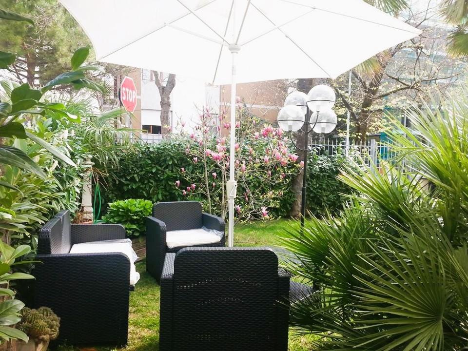 Villa Sante Residence 페자로 외부 사진